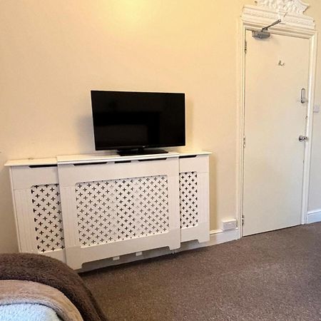 Shirley House 1, Guest House, Self Catering, Self Check In With Smart Locks, Use Of Fully Equipped Kitchen, Walking Distance To Southampton Central, Excellent Transport Links, Ideal For Longer Stays Εξωτερικό φωτογραφία