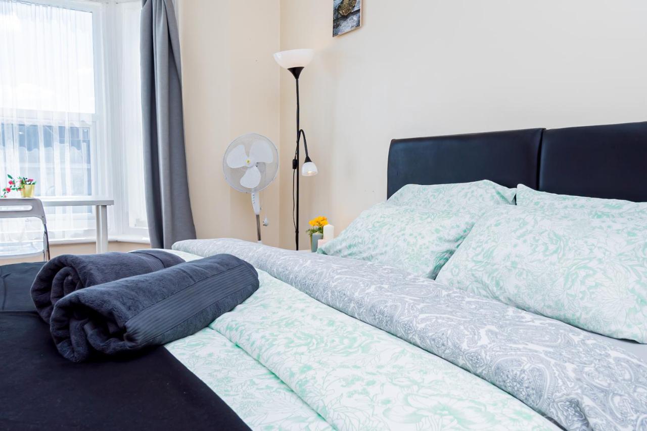 Shirley House 1, Guest House, Self Catering, Self Check In With Smart Locks, Use Of Fully Equipped Kitchen, Walking Distance To Southampton Central, Excellent Transport Links, Ideal For Longer Stays Εξωτερικό φωτογραφία