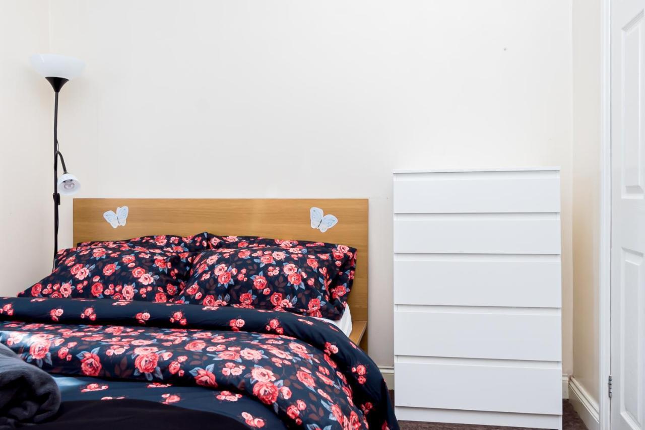 Shirley House 1, Guest House, Self Catering, Self Check In With Smart Locks, Use Of Fully Equipped Kitchen, Walking Distance To Southampton Central, Excellent Transport Links, Ideal For Longer Stays Εξωτερικό φωτογραφία