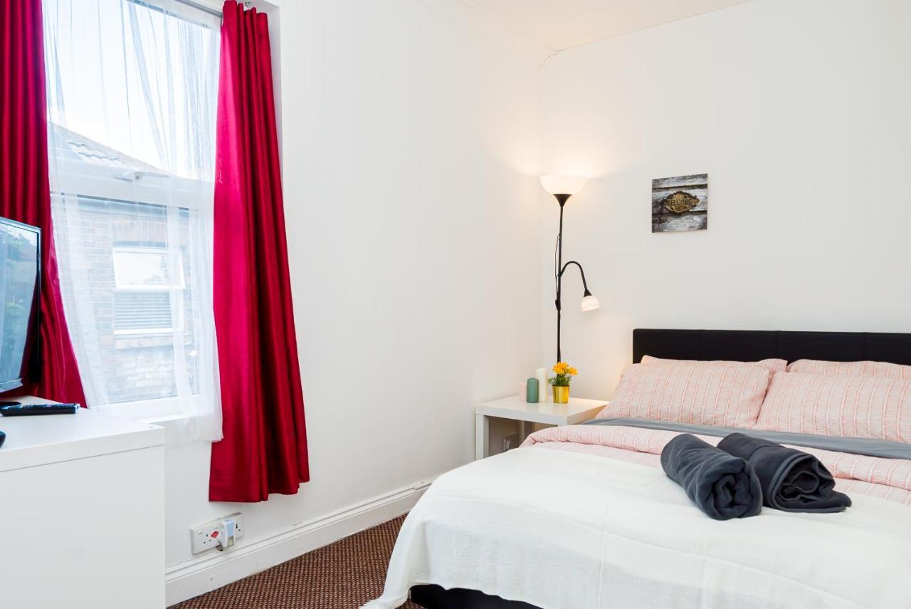 Shirley House 1, Guest House, Self Catering, Self Check In With Smart Locks, Use Of Fully Equipped Kitchen, Walking Distance To Southampton Central, Excellent Transport Links, Ideal For Longer Stays Εξωτερικό φωτογραφία