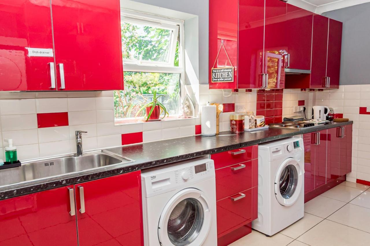 Shirley House 1, Guest House, Self Catering, Self Check In With Smart Locks, Use Of Fully Equipped Kitchen, Walking Distance To Southampton Central, Excellent Transport Links, Ideal For Longer Stays Εξωτερικό φωτογραφία