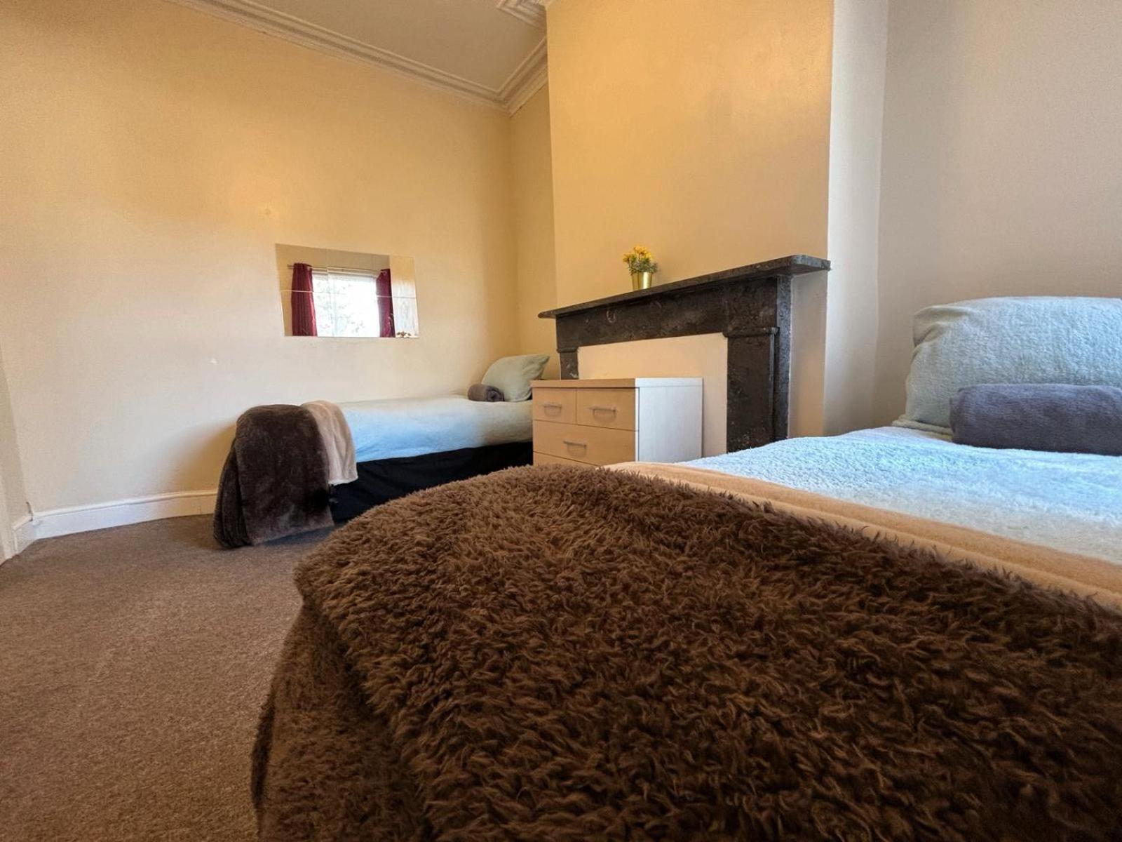 Shirley House 1, Guest House, Self Catering, Self Check In With Smart Locks, Use Of Fully Equipped Kitchen, Walking Distance To Southampton Central, Excellent Transport Links, Ideal For Longer Stays Εξωτερικό φωτογραφία