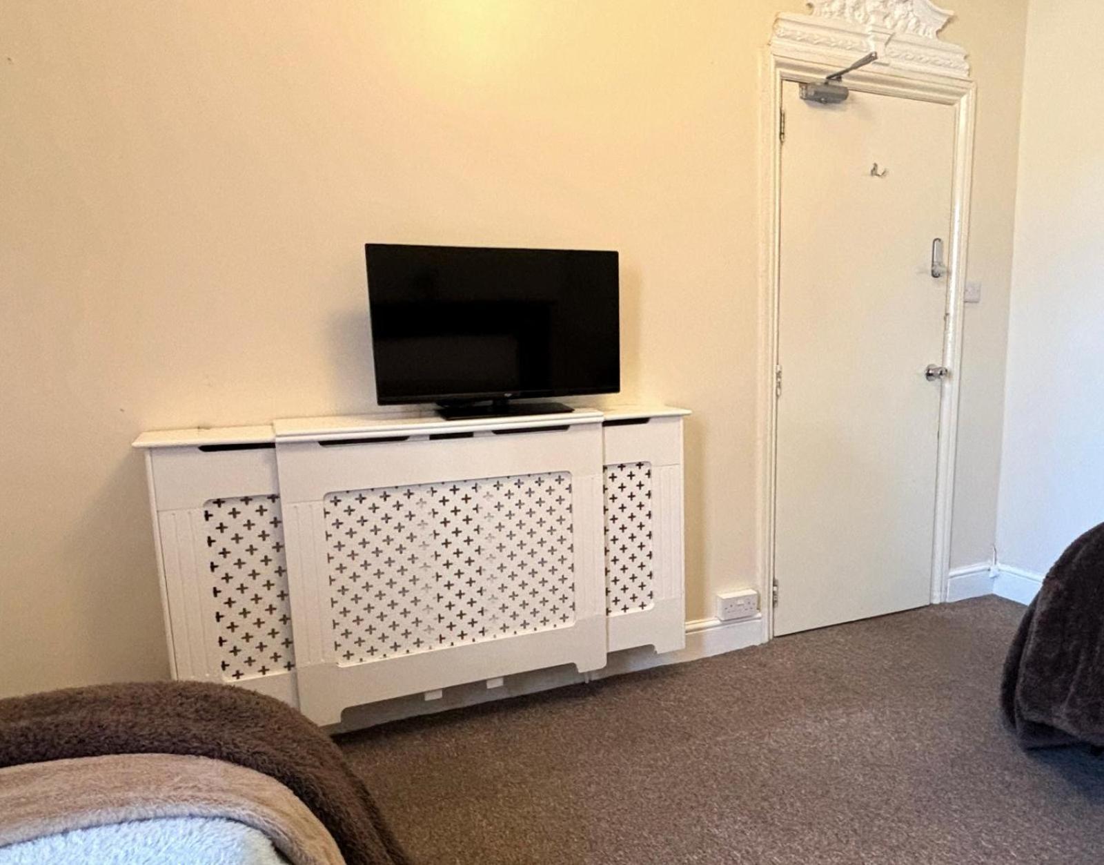 Shirley House 1, Guest House, Self Catering, Self Check In With Smart Locks, Use Of Fully Equipped Kitchen, Walking Distance To Southampton Central, Excellent Transport Links, Ideal For Longer Stays Εξωτερικό φωτογραφία
